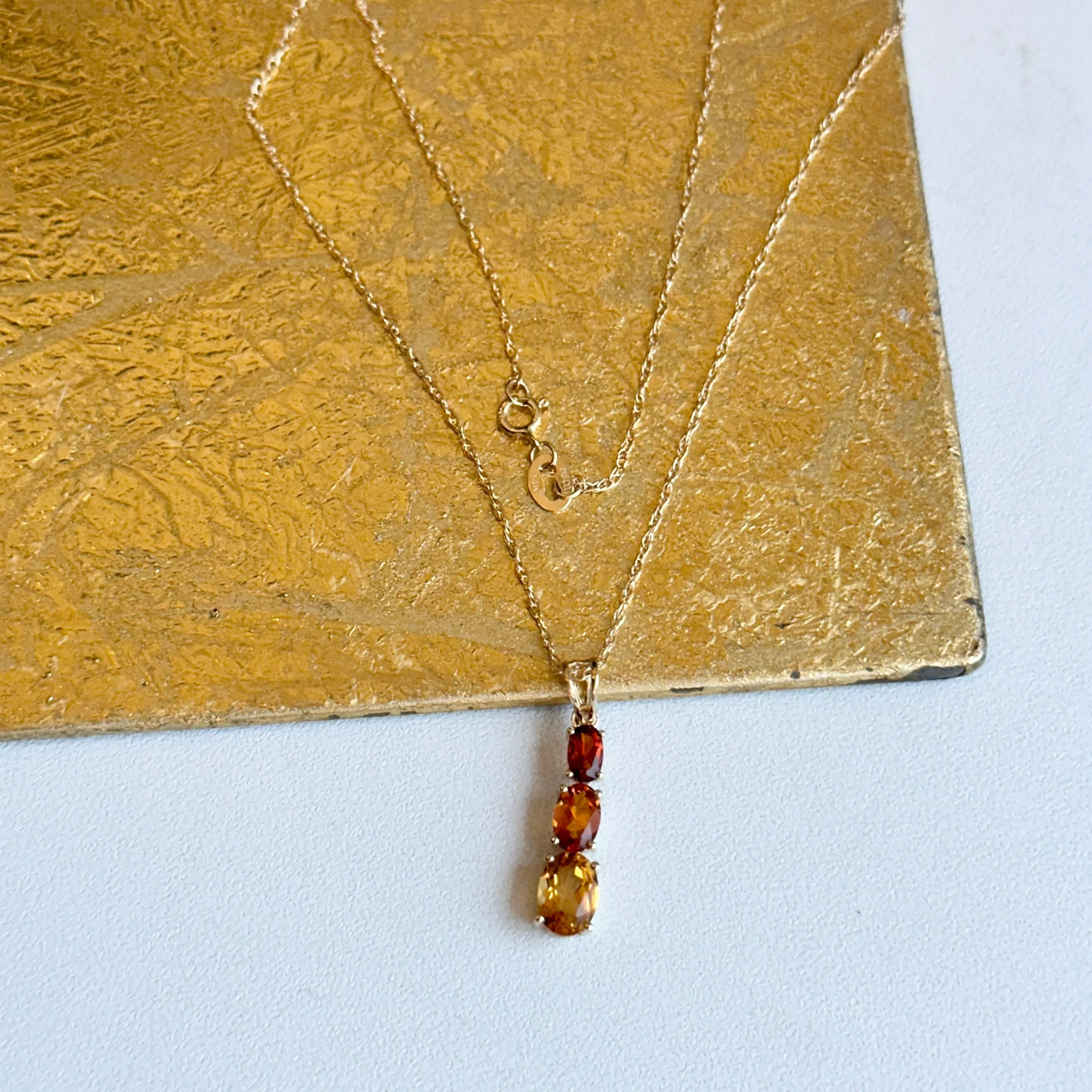 14KT Yellow Gold Graduated Citrine Pendant Chain Necklace