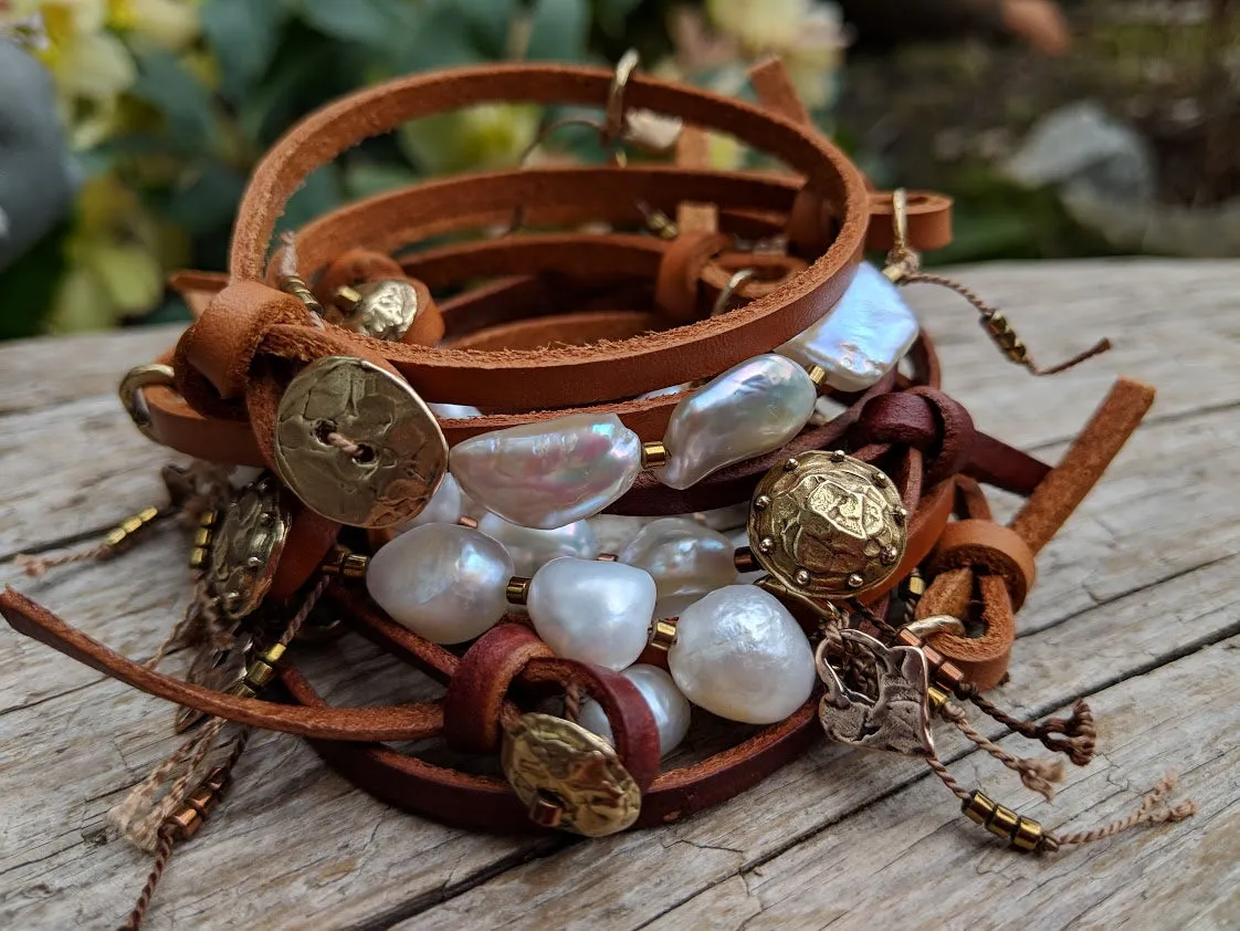 Boho Natural Baroque Pearl Leather Wrap Bracelet