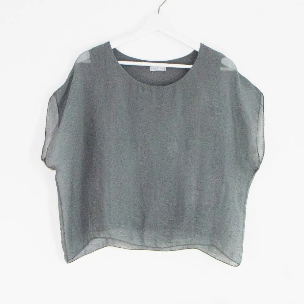 Boxy silk top (S-M)