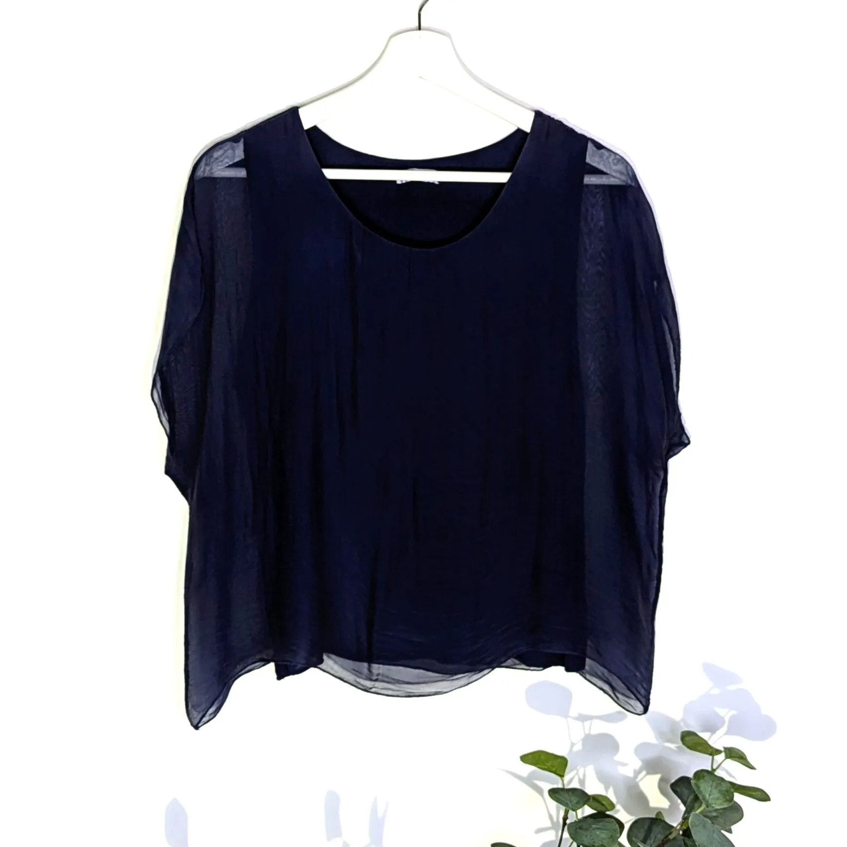 Boxy silk top (S-M)