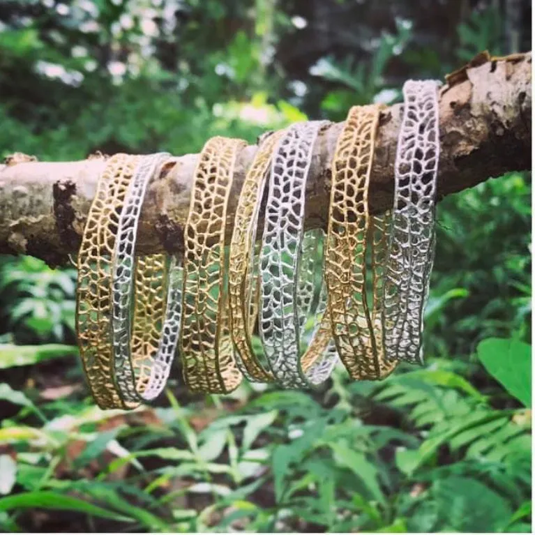 Thin Coral Bangle Bracelet